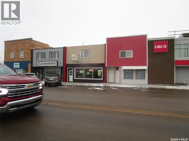 229 Centre STREET Assiniboia, Saskatchewan in Commercial & Office Space for Sale in Moose Jaw - Image 3