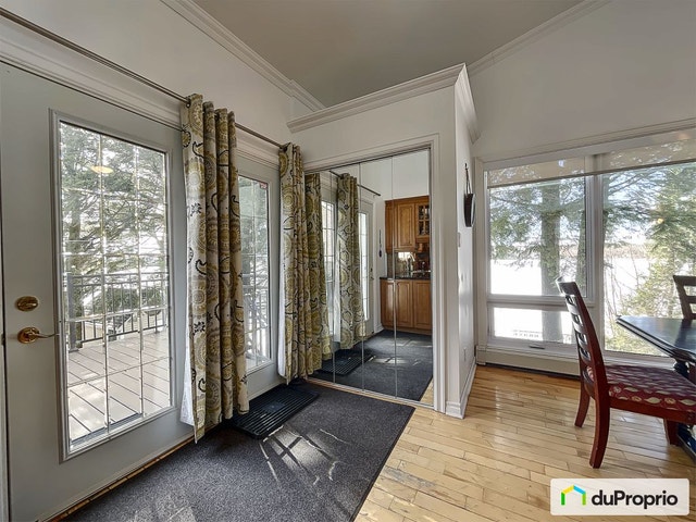 $975,000 - Cottage for sale in Dunham — photo 2