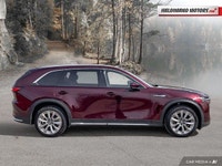 Power Passenger Seat, Power Driver's Seat, Leather Seats, Lane Departure, Heated Steering Wheel, Hea... (image 5)