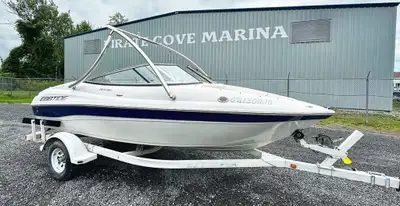 2008 Ebbtide 192 SE – OR1965AA The 2008 Ebbtide 192 SE is a 19-foot bowrider boat with a length of 5...