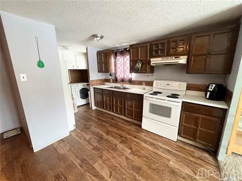 422 4th STREET in Houses for Sale in Saskatoon - Image 4