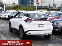 Low Mileage, Heated Seats, Apple CarPlay, Android Auto, Heated Steering Wheel, Remote Start! This 20... (image 3)
