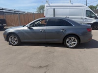 All vehicles come with a full vehicle History Report, ask to see it! 2017 Audi A4 Quattro comfort li... (image 4)