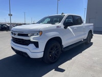 AMVIC Licensed Dealer 13.4 Diagonal Infotainment Touchscreen | 5.3L EcoTec3 V8 Engine | Z71 Off-Road... (image 3)