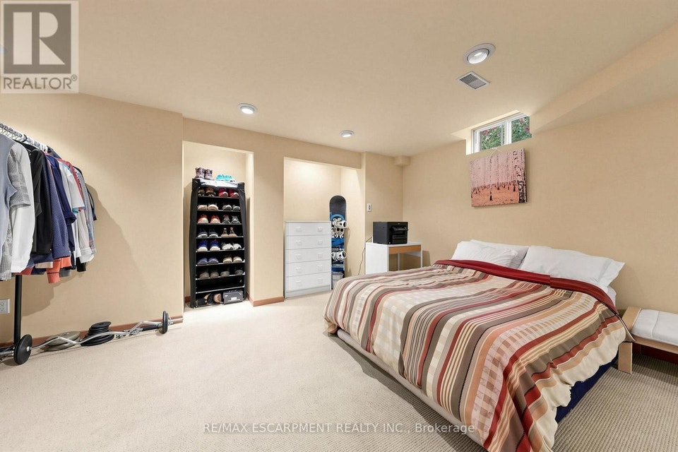 1380 Hazel Mccleary Drive Oakville (CV Clearview), Ontario, photo 30 of 40
