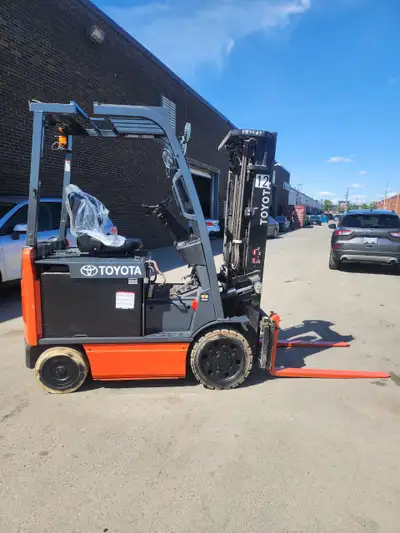 Keywords: Toyota forklift, electric forklift, 5,000 lbs capacity, 3-stage mast, forklift with side s...