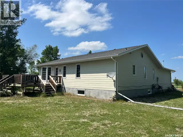 1000 Railway AVENUE W Foam Lake, Saskatchewan in Houses for Sale in Saskatoon - Image 29
