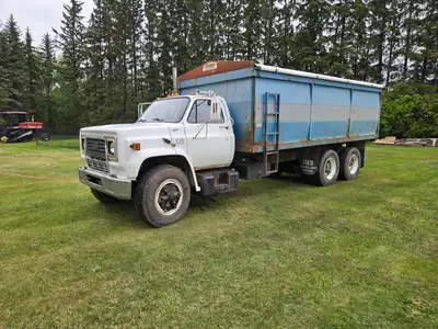 This item(s) are selling by Online Timed Auction Estate of Dennis and Murray Pipke Bidding Opens: 9...