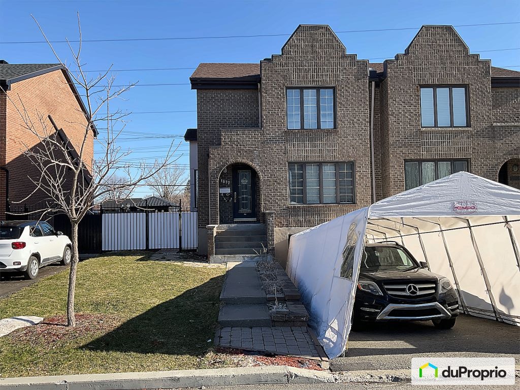 36e Avenue — photo 2