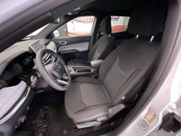 2.0 L I4 Gas Engine. Four wheel drive. 8-Speed Automatic Transmission. 5 Passenger. Forward collisio... (image 9)