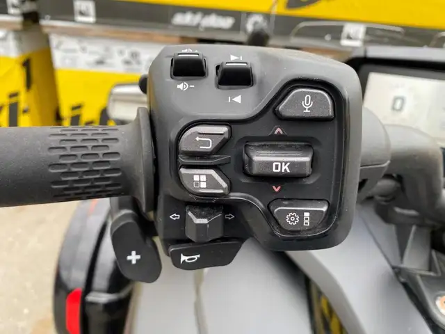 2024 Can-Am Spyder F3 Limited in Street, Cruisers & Choppers in Kitchener / Waterloo - Image 13