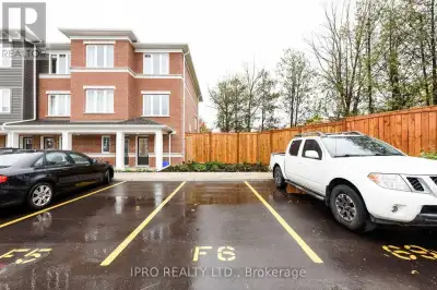 F6 - 24 MORRISON ROAD Kitchener, Ontario