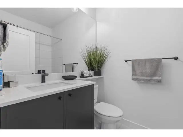 27 2774 MONTROSE AVENUE Abbotsford, British Columbia in Condos for Sale in Abbotsford - Image 23