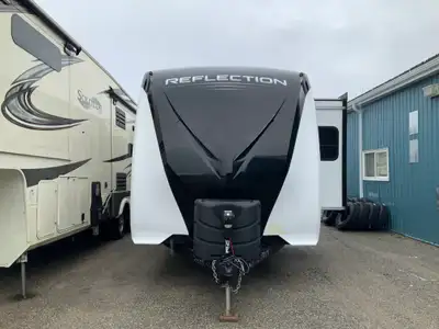2022 Grand Design Reflection 315RLTS — Travel Trailer The 2022 Grand Design Reflection 315RLTS is a...