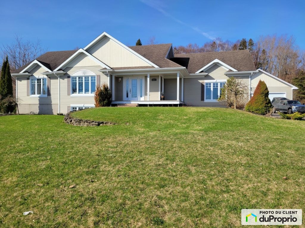 $749,000 - Bungalow for sale in Ste-Croix — photo 1