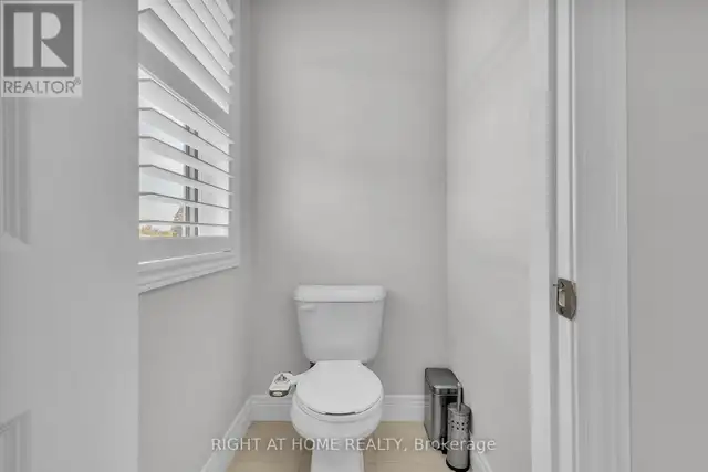 321 CARRIAGE WAY Waterloo, Ontario in Houses for Sale in Kitchener / Waterloo - Image 25