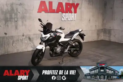 Alary Sport Cette MOTOCYCLETTE HONDA CBR300 2015 est disponible DÈS MAINTENANT! Contactez-nous au 45...