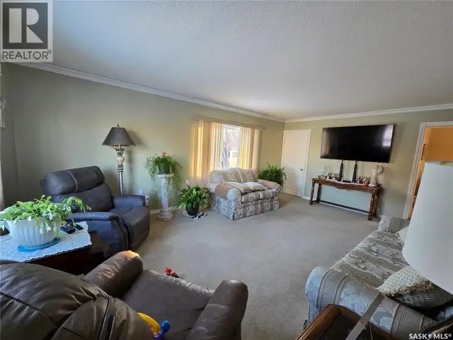 226 1st STREET W Kyle, Saskatchewan in Houses for Sale in Swift Current - Image 11