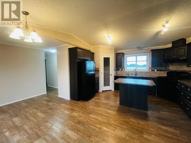 4907 50 Street Islay, Alberta62864759176451121