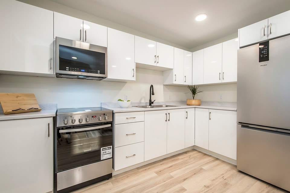 Elmwood  - 2 Bedroom Flat near Downtown Dartmouth! 4
