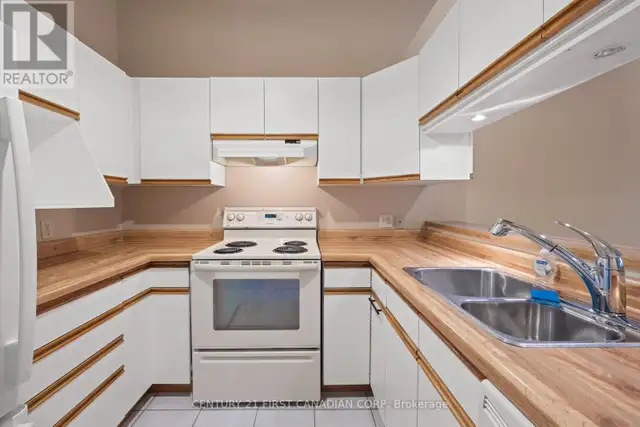 12 - 90 ONTARIO STREET S Lambton Shores (Grand Bend), Ontario in Condos for Sale in Grand Bend - Image 19