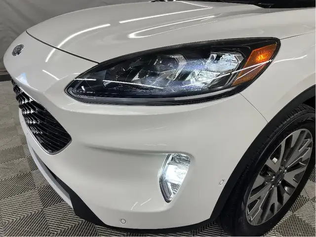2021 Ford Escape Titanium Hybrid AWD - FACTORY WARRANTY/NO ACCID in Cars & Trucks in Winnipeg - Image 7