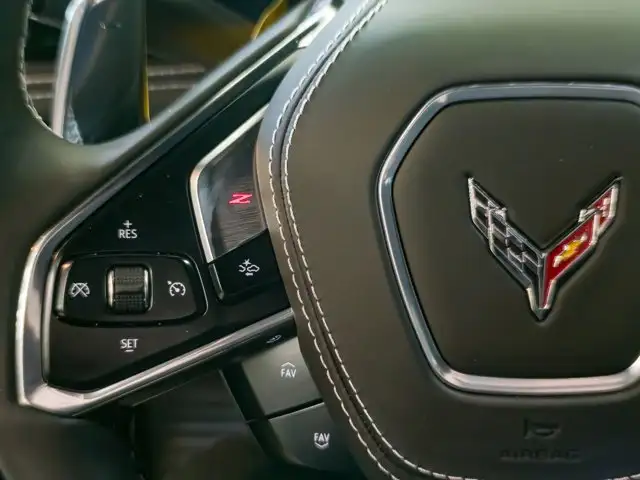 2025 Chevrolet Corvette 2LT in Cars & Trucks in Edmonton - Image 18