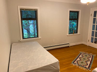 Charming Room With Amenities in  22nd Street