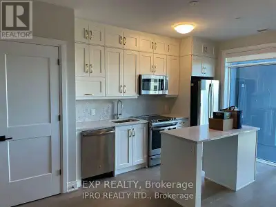 401 - 95 DUNDAS ST STREET Oakville (GO Glenorchy), Ontario