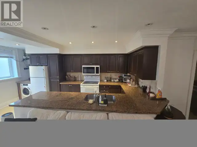 104 - 2615 KEELE STREET Toronto (Maple Leaf), Ontario in Long Term Rentals in City of Toronto - Image 6