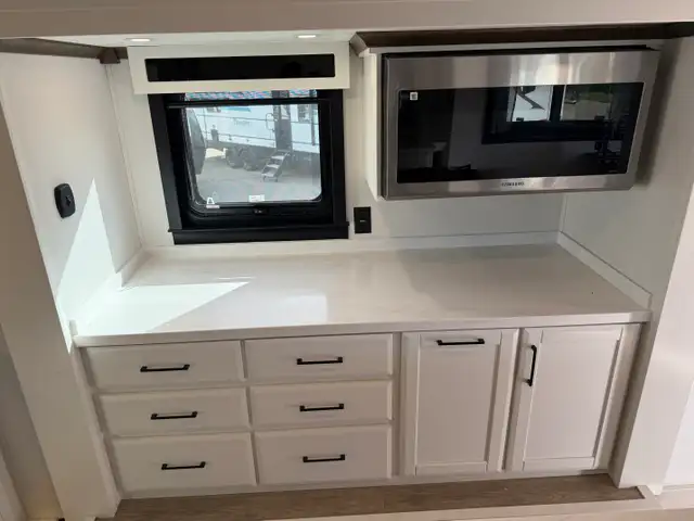 2024 Forest River RIVERSTONE 421 FK in Travel Trailers & Campers in St. Albert - Image 33