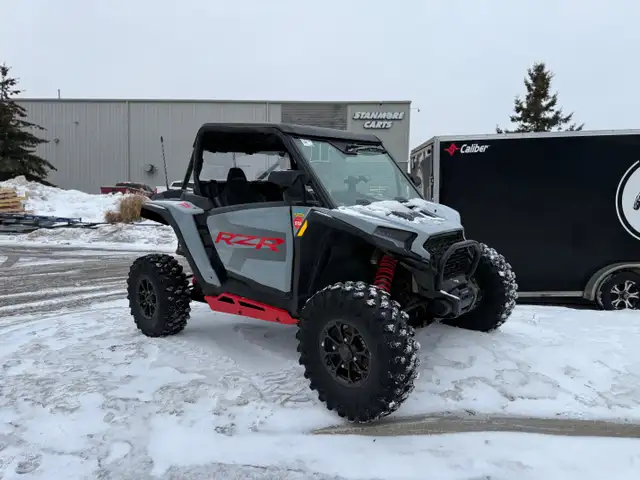 2025 Polaris RZR XP 1000 PREMIUM in ATVs in Markham / York Region - Image 3