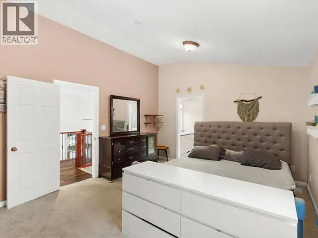 40 STOPE WAY Whitehorse, Yukon in Houses for Sale in Whitehorse - Image 24