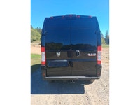 2022 ram promaster 3500 noir 2 portes de coté très rare gps cruise adaptatif banc chauffant vitres é... (image 8)