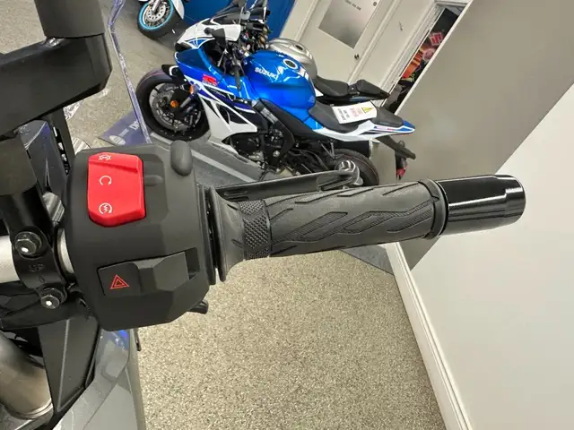 2025 Suzuki V-Strom 800 Touring - V6408 - -No Payments for 1 Yea in Sport Touring in Markham / York Region - Image 15