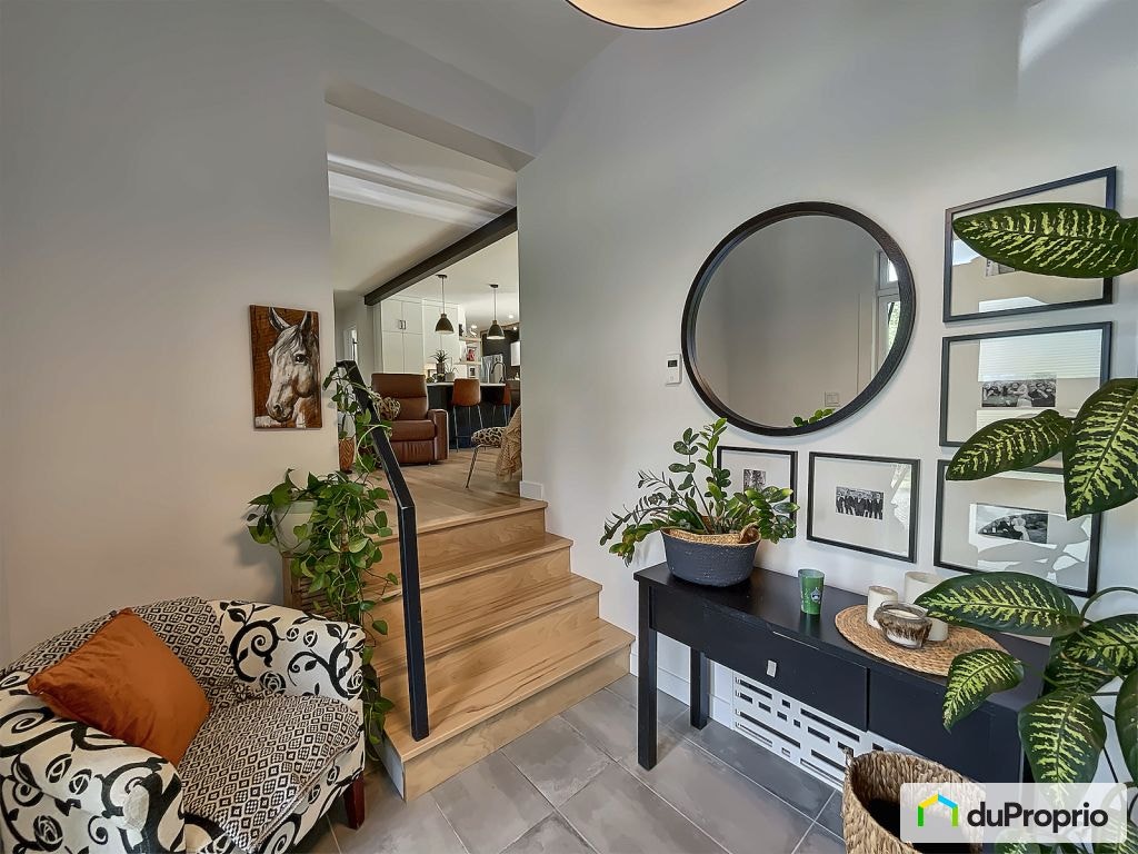 $669,000 - Bungalow for sale in Stukely-Sud — photo 3