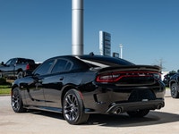 Welcome to 400 Chrysler Dodge Jeep Ram. PITCH BLACK,RADIO: UCONNECT 4C NAV W/8.4 DISPLAY,POWER SUNRO... (image 5)