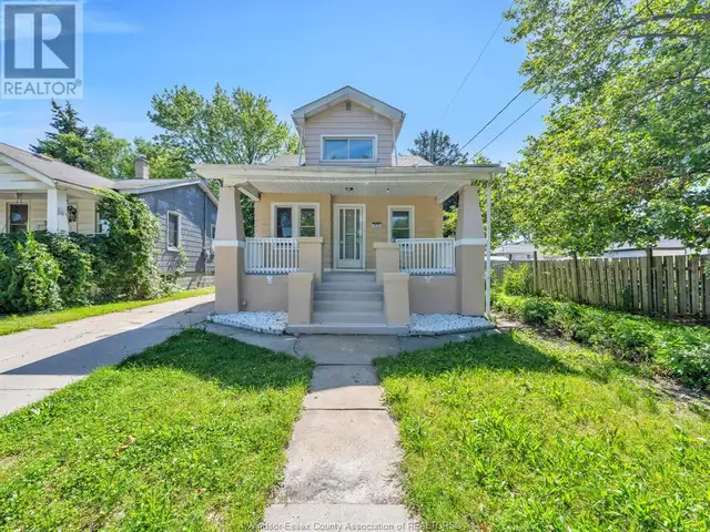 1329 MCKAY Windsor, Ontario63006663731841121