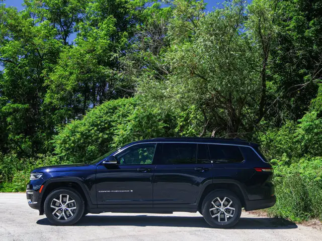 2024 Jeep Grand Cherokee L Limited- Memory / Heated Seats - Pwr in Cars & Trucks in Barrie - Image 10