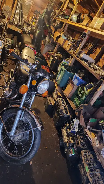 Lot's of honda cb from 70's with all extra parts! To view in person and discuss prices ! Serious buy...