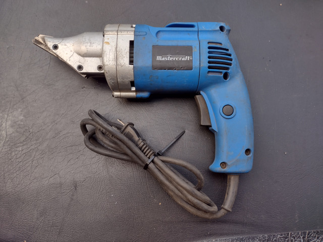 Cisailles à métaux électriques Mastercraft, calibre 20, 4 A dans Outils électriques  à Laval/Rive Nord