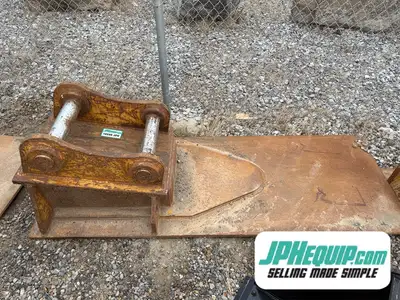 Cat 336 Excavator Spoon WE SHIP DIRECT TO YOU, USA, and Worldwide!! Financing Available Stock Number...