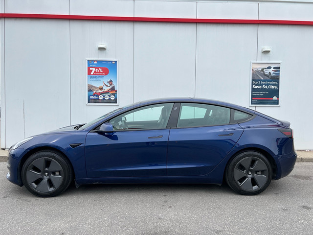 2021 Tesla   Model 3 STANDARD RANGE PLUS-AUTOPILOT-FSD 3-ONLY 75 in Cars & Trucks in City of Toronto - Image 2
