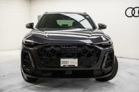 This Audi Q5 boasts a Intercooled Turbo Premium Unleaded I-4 2.0 L/121 engine powering this Automati... (image 1)