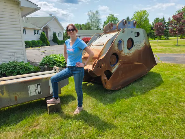 TERMINATOR TX750 75,000 ft-lb  QUARRY-DEMOLITION HAMMER/BREAKER in Heavy Equipment in City of Halifax - Image 4