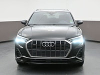 This Audi Q3 is equipped with heated front seats, dual climate control, Apple Carplay, blind-spot mo... (image 1)