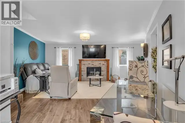 296 WEBER Street E Kitchener, Ontario in Houses for Sale in Kitchener / Waterloo - Image 13