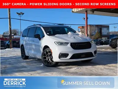 The 2026 Chrysler Pacifica Select combines advanced technology, comfort, and family-friendly versati...