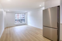 Renovated Akelius studio apartment for rent. Located near Mont-Royal in the Plateau Mont-Royal neigh... (image 2)