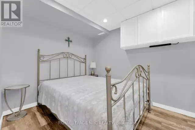 725 PARKDALE AVENUE Fort Erie (Crescent Park), Ontario in Houses for Sale in St. Catharines - Image 26